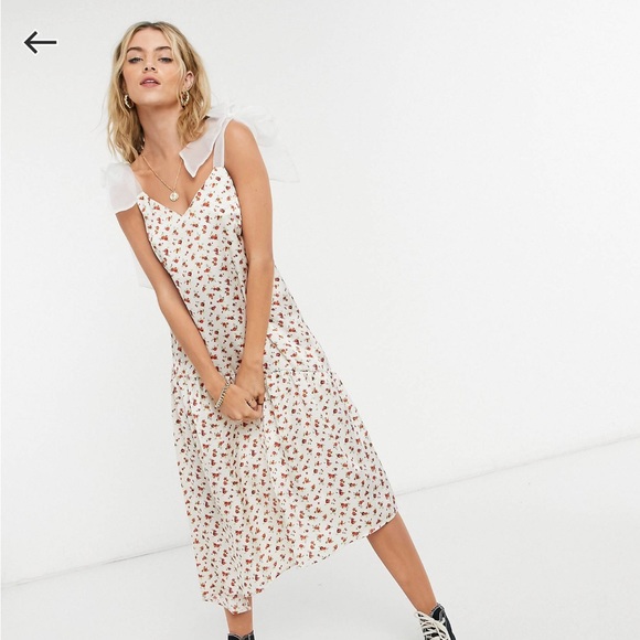 ASOS Dresses & Skirts - BNWT Floral Satin Dress w/ Organza Bows